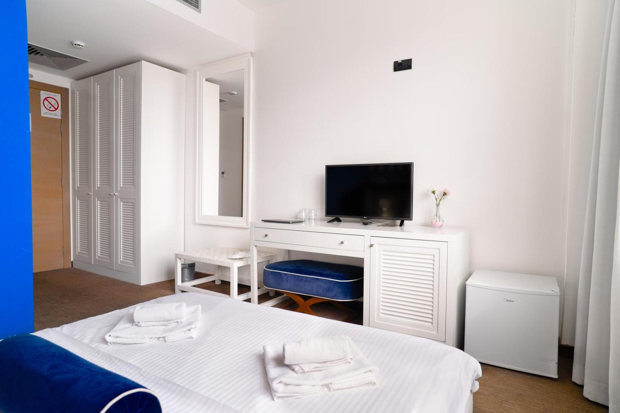 Hotel Passport Belgrado Exterior foto